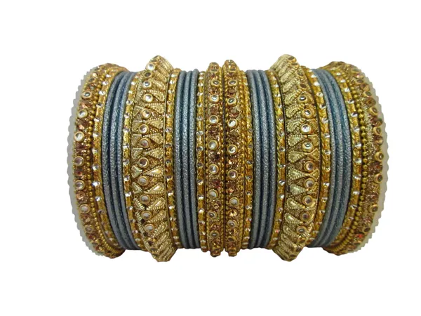 Exquisite_Indian_Bangles_-_Traditional_Charm,_Modern_Allure
