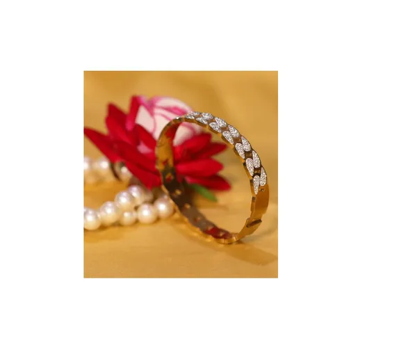 Filigree_Heart_Cuff_Bracelet