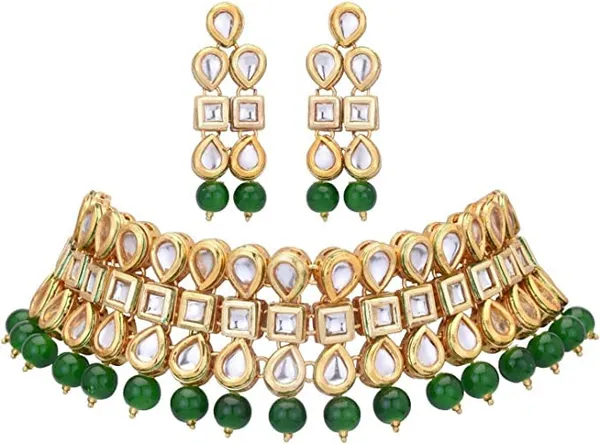 Green_Indian_Traditional_Bridal_Jewelry_Set_Embellished_With_Pearl_&_Kundan_For_Women