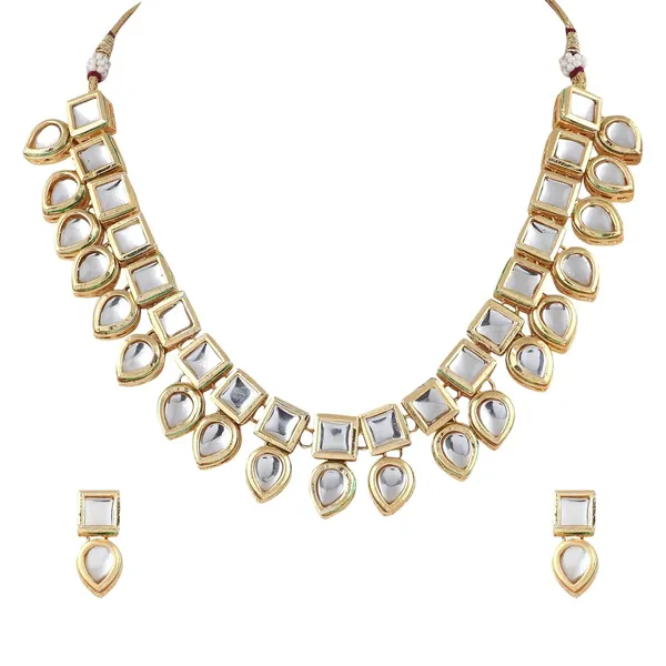 Gold_Trendy_Design_Kundan_Jewellery_Set_For_Women