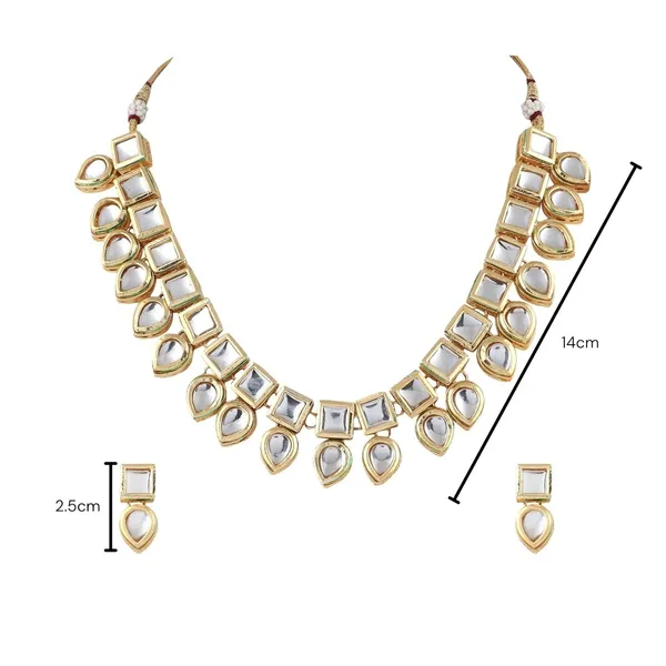 Gold_Trendy_Design_Kundan_Jewellery_Set_For_Women