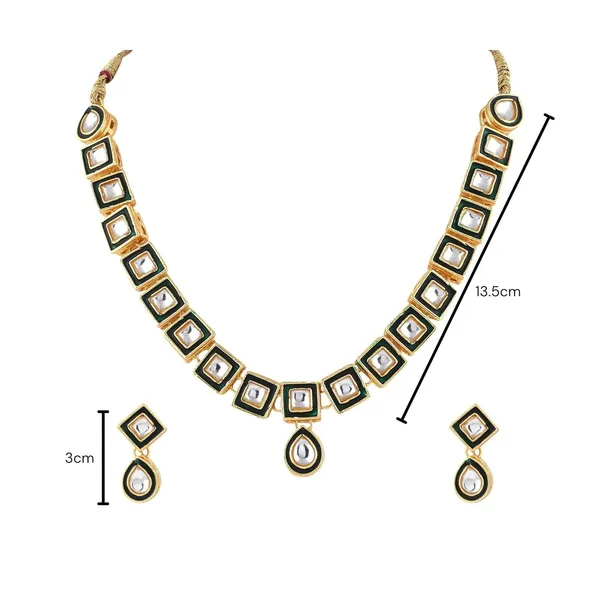 Green_Traditional_Necklace_&_Earrings_Set_Embellished_With_Kundan_For_Women