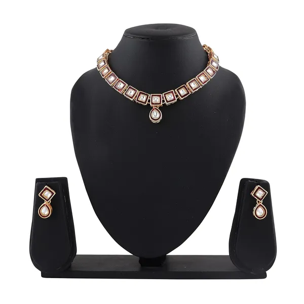Maroon_Traditional_Gold_Plated_Necklace_&_Earrings_Set_Embellished_With_Kundan_For_Women