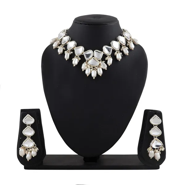 White_Traditional_Silver_Plated_Necklace_&_Earrings_Set_Embellished_With_Kundan_&_Pearl_For_Women