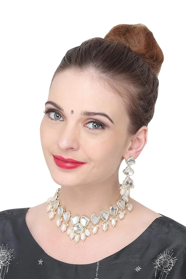 White_Traditional_Silver_Plated_Necklace_&_Earrings_Set_Embellished_With_Kundan_&_Pearl_For_Women