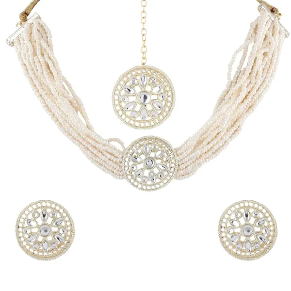 White_Traditional_Bridal_Choker_Necklace_&_Earrings_Set_With_Mangtika_Embellished_With_Kundan_&_Pearl_For_Women