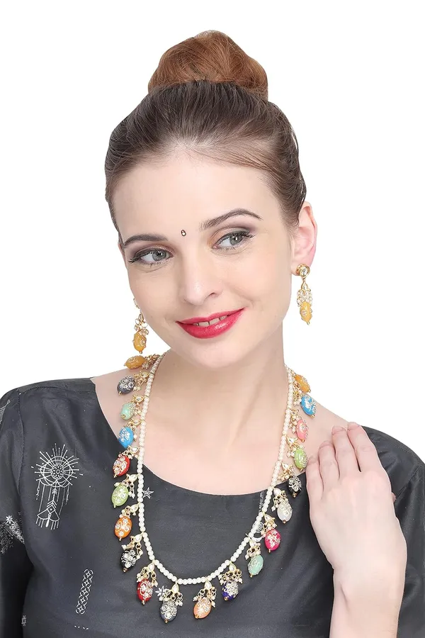 Multicolour_Traditional_Gold_Plated_Bridal_Choker_Necklace_&_Earrings_Set_Embellished_With_Kundan_Tone_For_Women