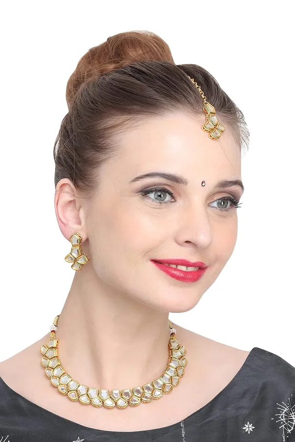 Gold_Plated_Traditional_Bridal_Choker_Necklace_&_Earrings_Set_Embellished_With_Kundan_For_Women