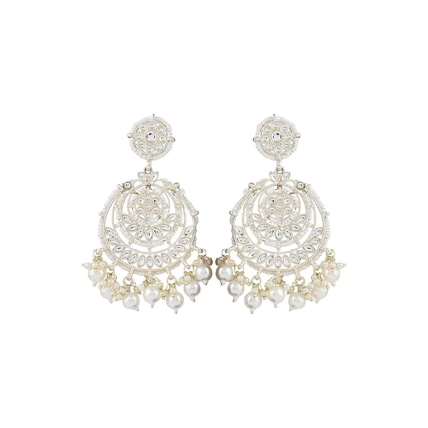 Silver_Plated_Traditional_Embellished_Bridal_Choker_Necklace,_Maang_Tikka_&_Earring_Set_With_Kundan_&_Pearl_For_Women
