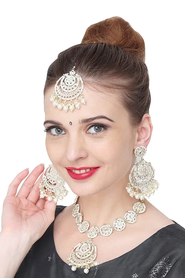 Silver_Plated_Traditional_Embellished_Bridal_Choker_Necklace,_Maang_Tikka_&_Earring_Set_With_Kundan_&_Pearl_For_Women