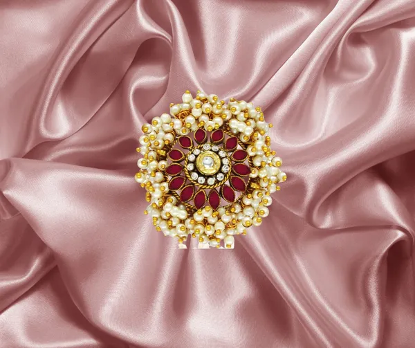 Gold-Plated_Adjustable_Mahroon_Cocktail_Kundan_Ring_for_Girls/Women