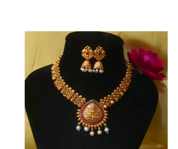 Gold-Plated_Stones_Studded_Temple_Jewelry_Set