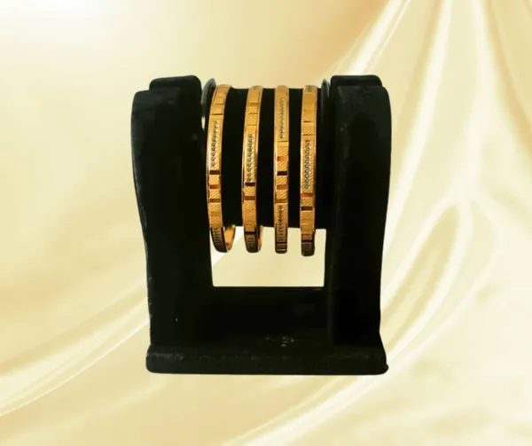 Gold_Textured_Bangles_Set_of_4