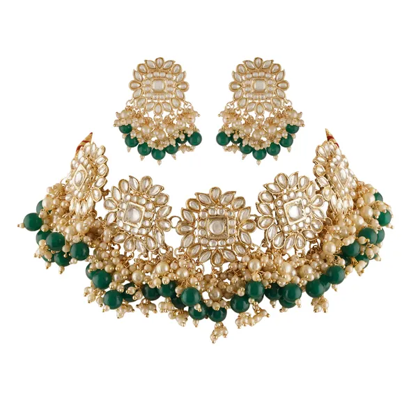 Green_Beads_Kundan_Jewelry_Set