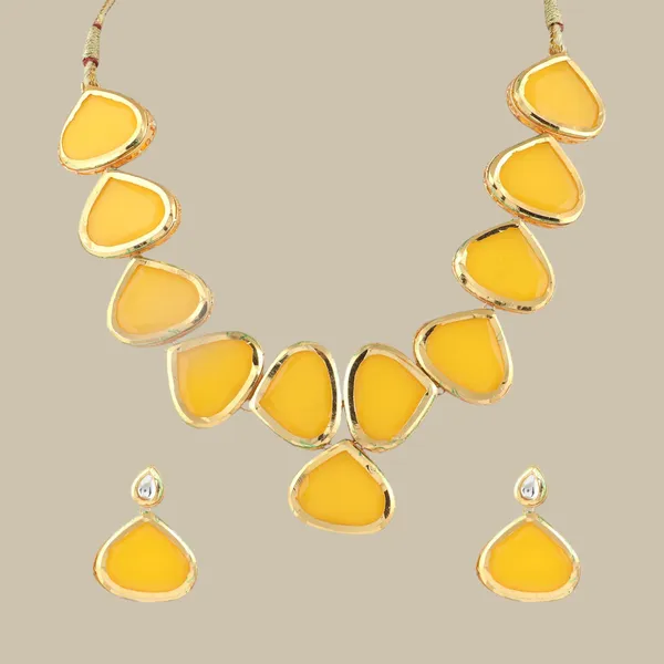 Indian_Gold_Plated_Yellow_Stone_Necklace_Jewelry_Set_With_Earrings_For_Women
