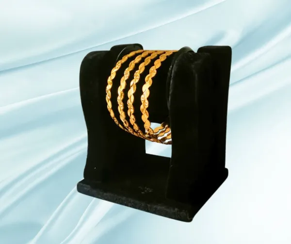Intricately_Designed_Gold_Plated_Bangles_Set_of_4