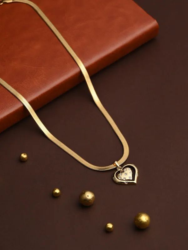 Layered_Heart_Pendant_Necklace_with_Sparkling_Accents