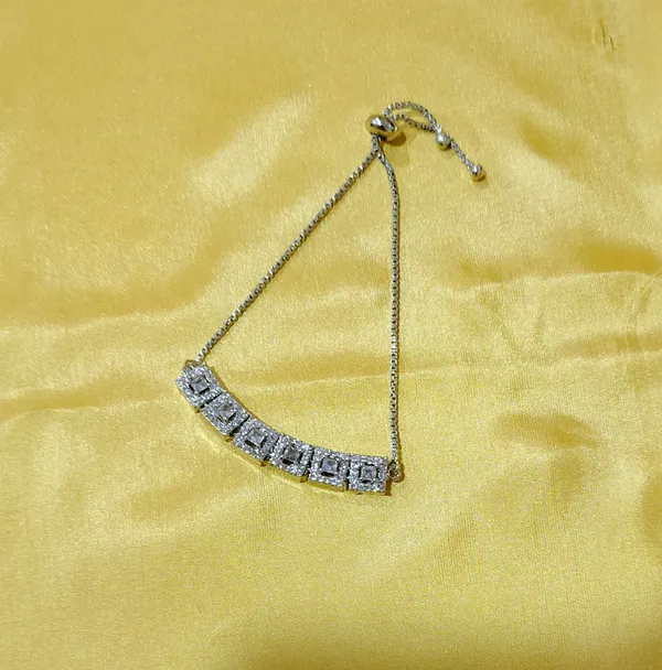 Sparkling_CZ_Adjustable_Bolo_Bracelet