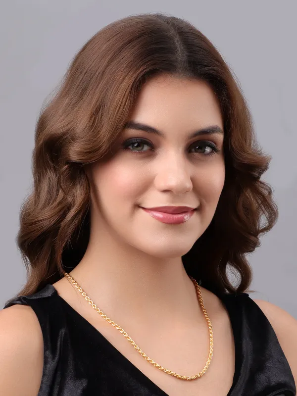 Timeless_Gold_Rope_Chain_-_High-Quality_Fashion_Jewelry