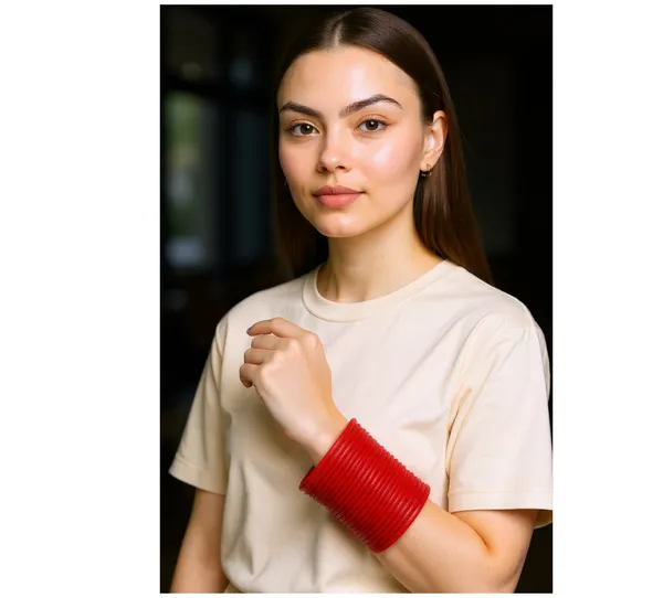 Vibrant_Velvet_Red_Bangle_Set