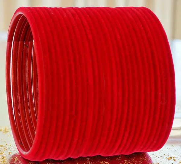 Vibrant_Velvet_Red_Bangle_Set