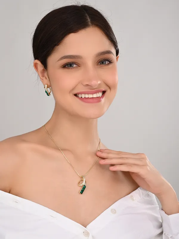 Emerald_Crystal_Gold_Plated_Necklace_Set