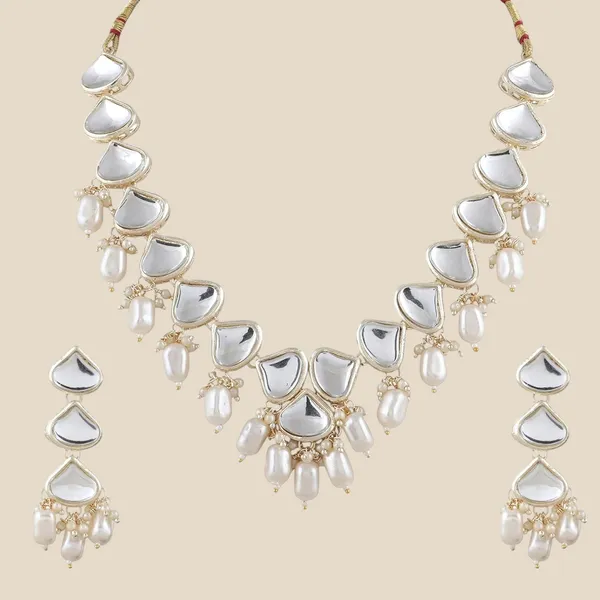 White_Traditional_Silver_Plated_Necklace_&_Earrings_Set_Embellished_With_Kundan_&_Pearl_For_Women