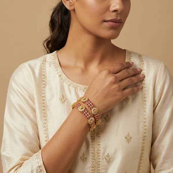 Golden_Alloy_Bangles_For_Women