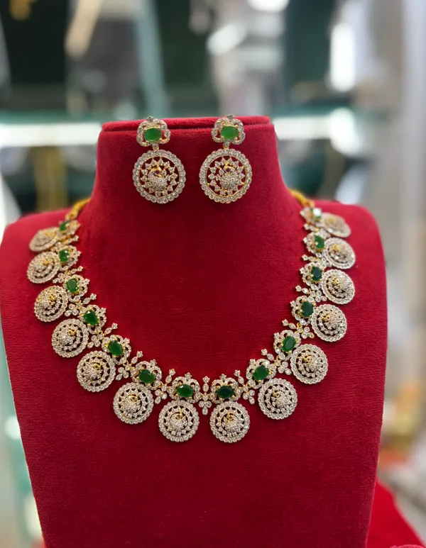 White_Alloy_Necklace_Set_For_Women
