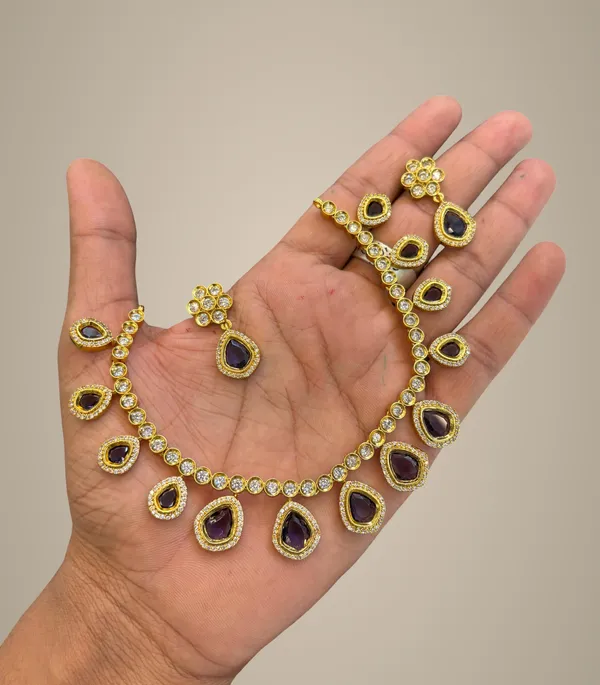 Golden_Alloy_Necklace_Set_For_Women