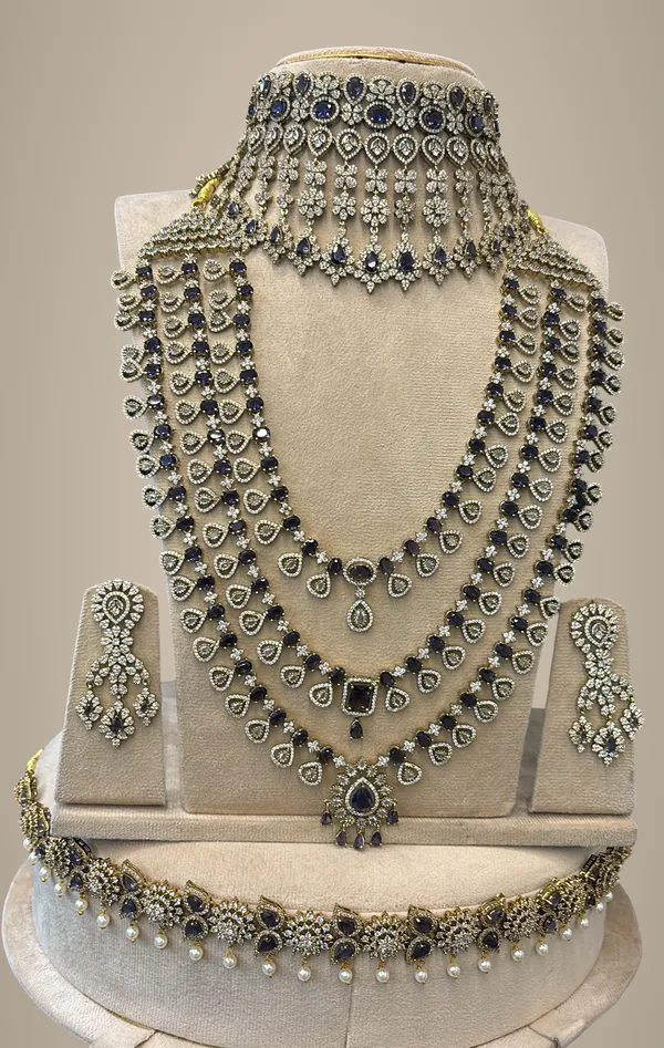 Silver_Alloy_Choker_Set_For_Women