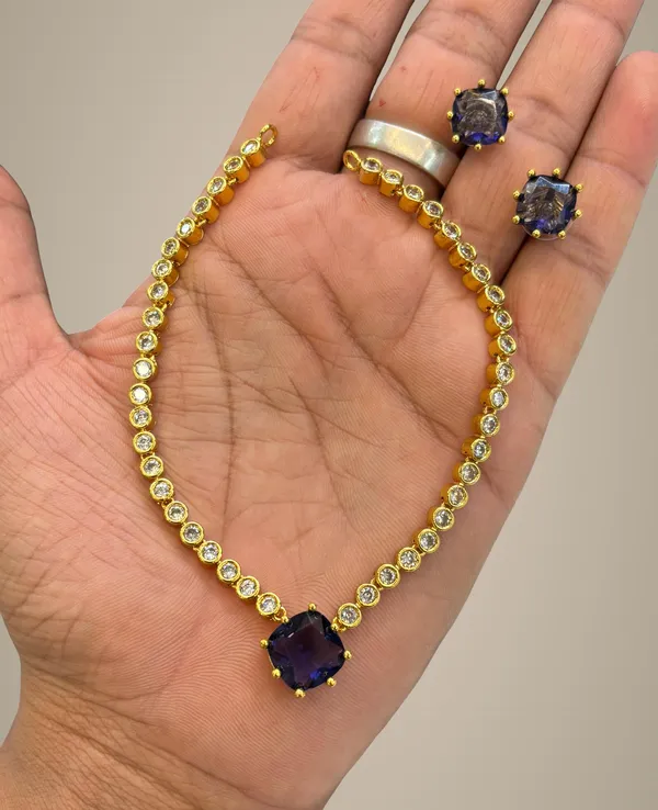 Golden_Alloy_Jewellery_Set_For_Women