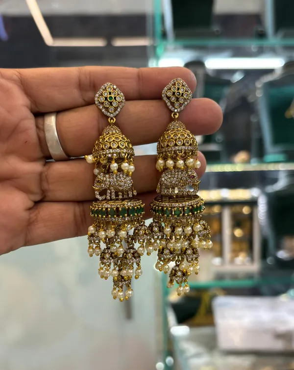 Bronze_Alloy_Earrings_For_Women