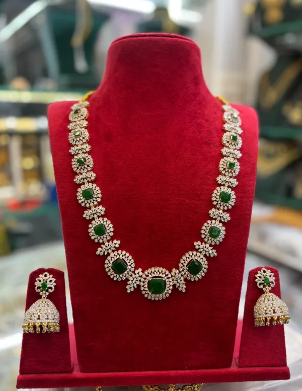 Green_Alloy_Necklace_Set_For_Women