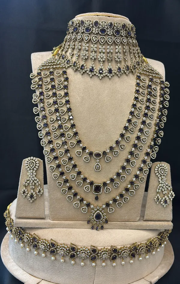 Silver_Alloy_Choker_Set_For_Women