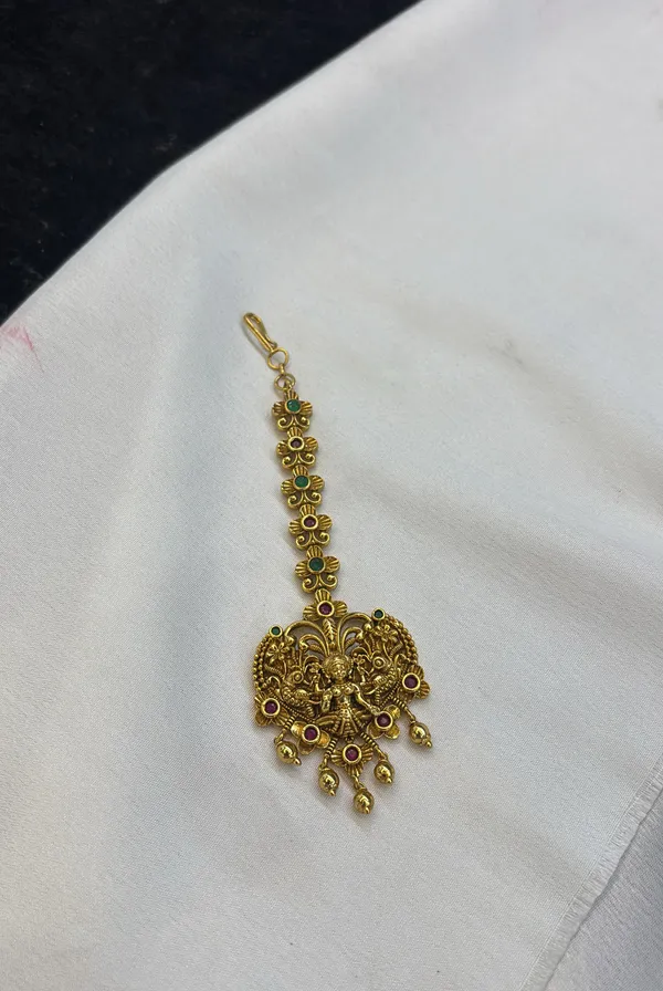 Golden_Alloy_Maang_Tikka_For_Women