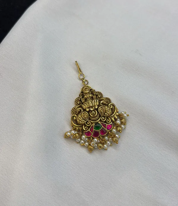 Golden_Alloy_Maang_Tikka_For_Women
