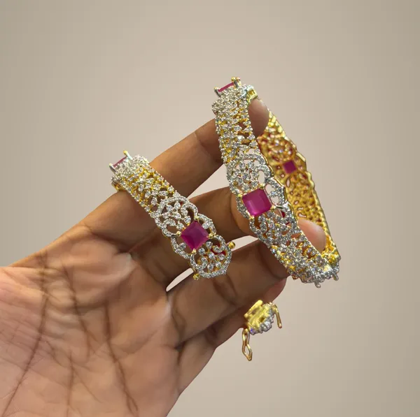 White_And_Golden_Alloy_Bangles_For_Women