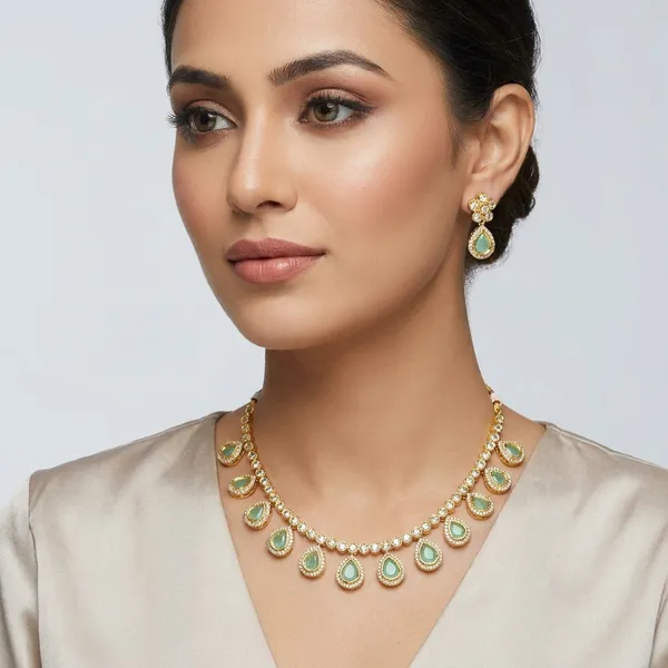 Golden_Alloy_Necklace_Set_For_Women