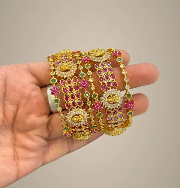 Golden_Alloy_Bangles_For_Women