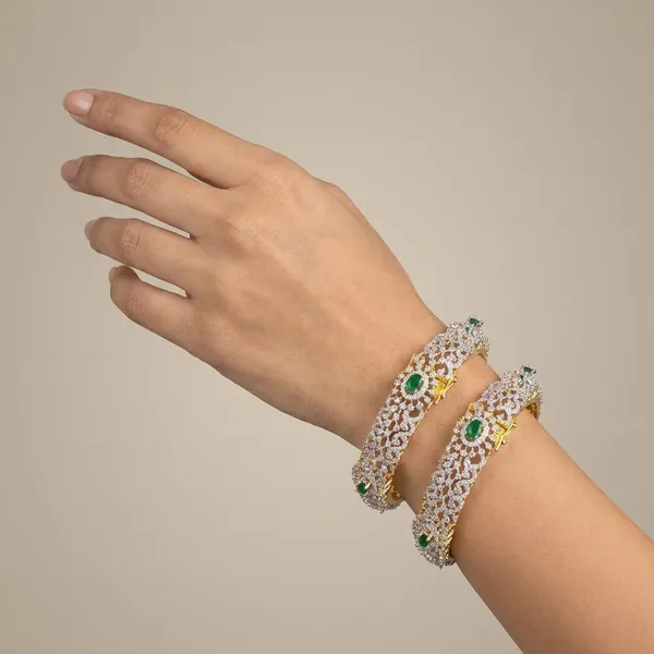 Golden_Alloy_Bangles_For_Women