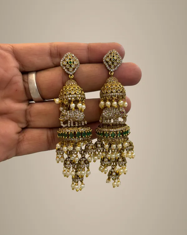 Bronze_Alloy_Earrings_For_Women