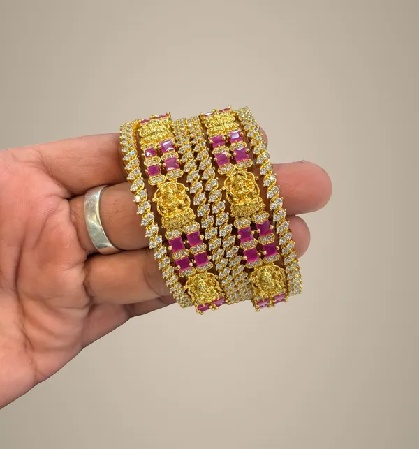 Golden_Alloy_Bangles_For_Women
