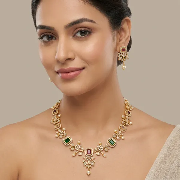Golden_Alloy_Necklace_Set_For_Women