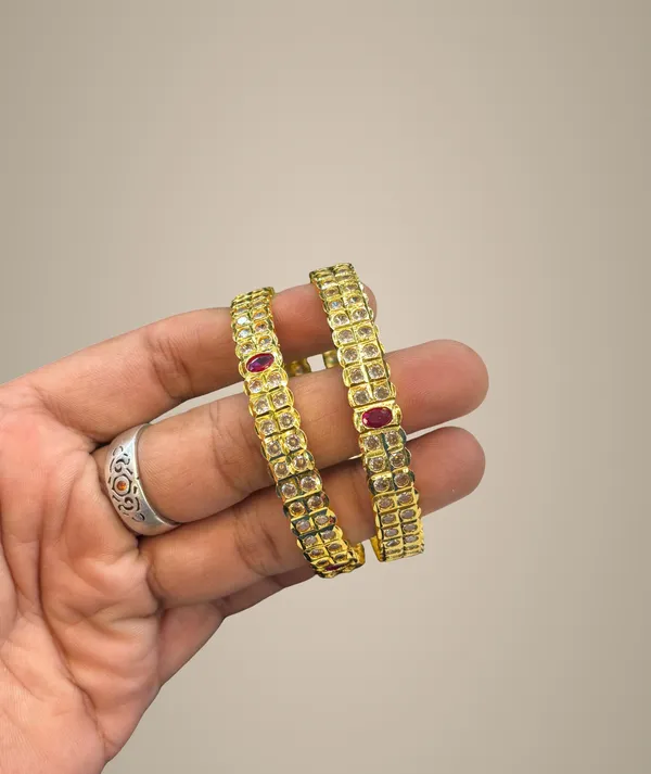 Golden_Alloy_Bangles_For_Women