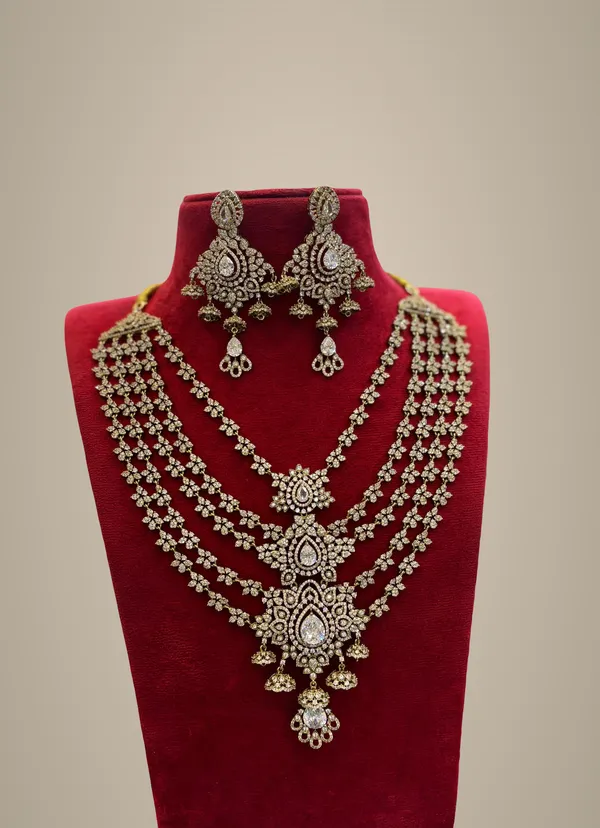 Silver_Alloy_Necklace_Set_For_Women
