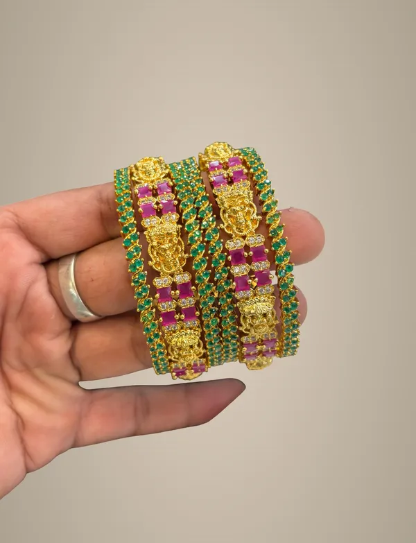 Golden_Alloy_Bangles_For_Women