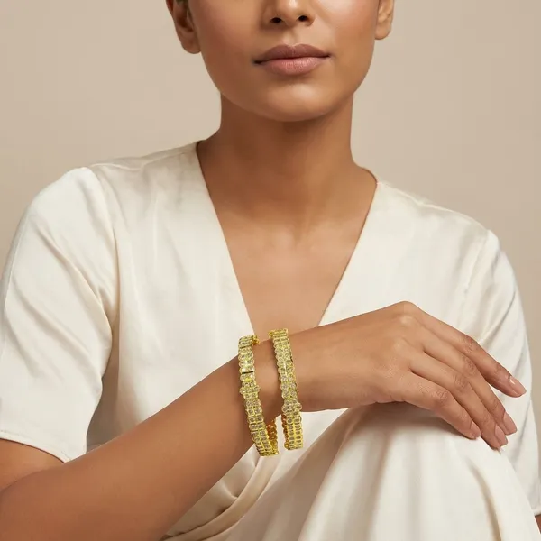Golden_Alloy_Bangles_For_Women