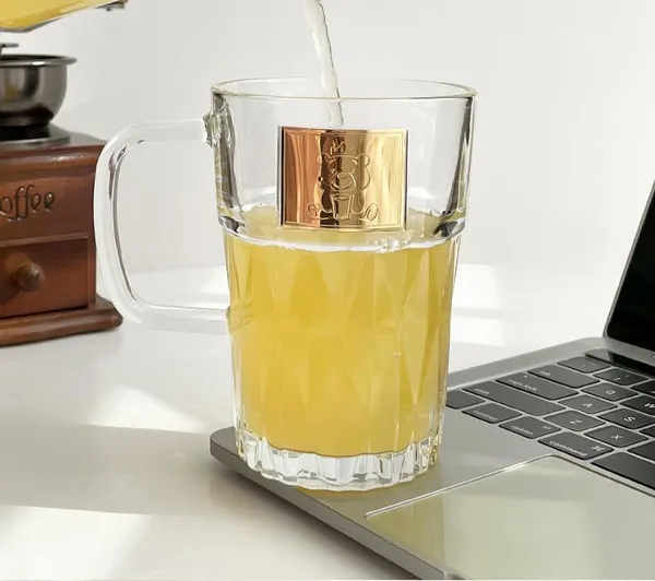Brown_Glass_Travel_Mug_with_Straw_Green_Tea_Sipper_Tumbler_Mugs_with_Lid_Pack_of_1-450_ML_Coffee_Mug_for_Drinking_Glass,_Milk_Mug,Lemon_Tea,Water_Juice_Cup_(CM_-_27)