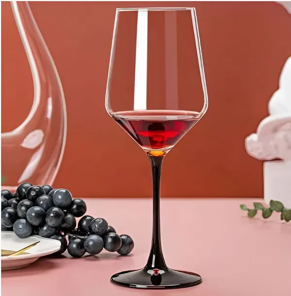 450_ML_Crystal_Black_&_Red_Handle_Wine_Glass_Red_or_White_Cut_Wine,_Transparent_Champagne_Flute_Wine_Glass_-__Pack_of_(6)